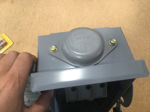 Clearance Sale! -  SQUARE D D222NRB 60 Amp 240VAC Safety Switch 2PST